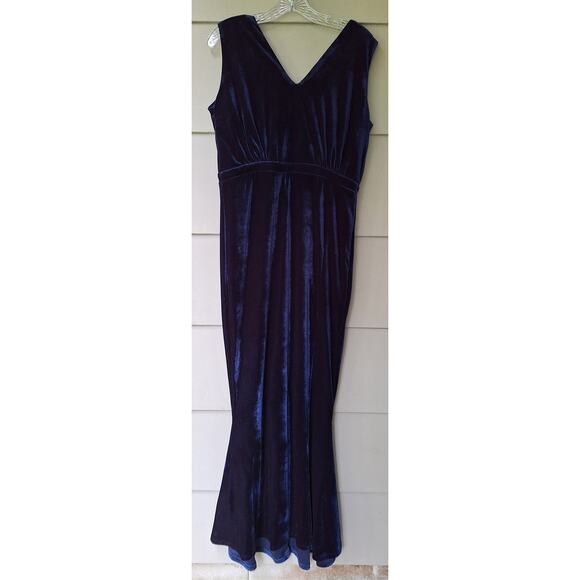 Modcloth x Collectif Blue Velvet Mermaid Side Slit Gown Maxi Dress Size 12 Goth - Picture 2 of 11